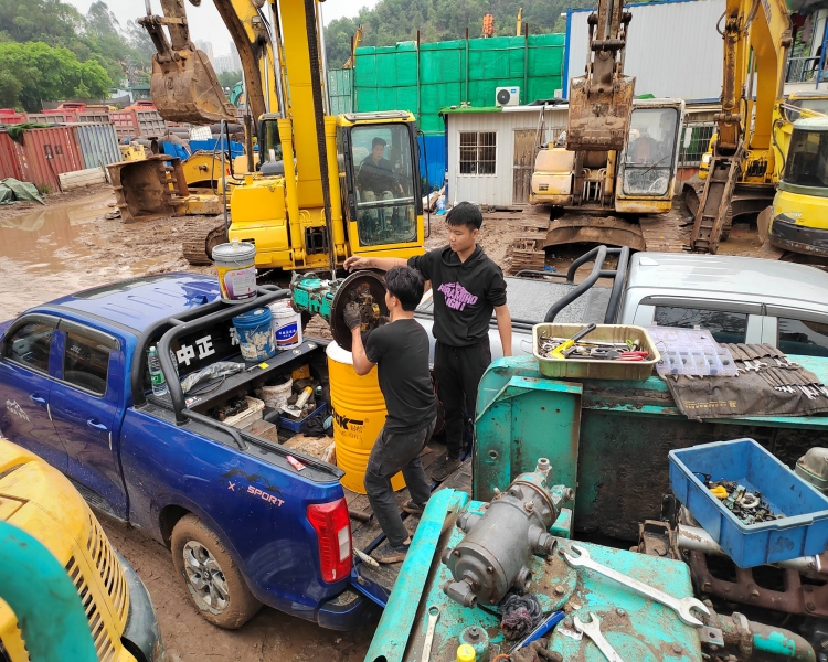 汕头小松挖掘机乐鱼(中国)中心/汕头南澳小松挖掘机乐鱼(中国)售后