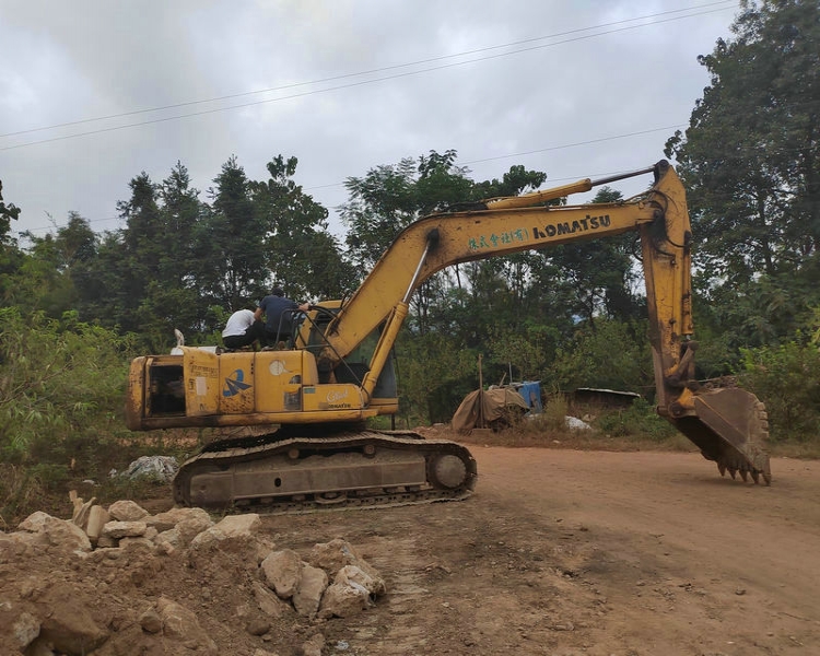 湛江小松挖掘机乐鱼(中国)中心/遂溪 徐闻 廉江 雷州 吴川小松挖掘机乐鱼(中国)售后