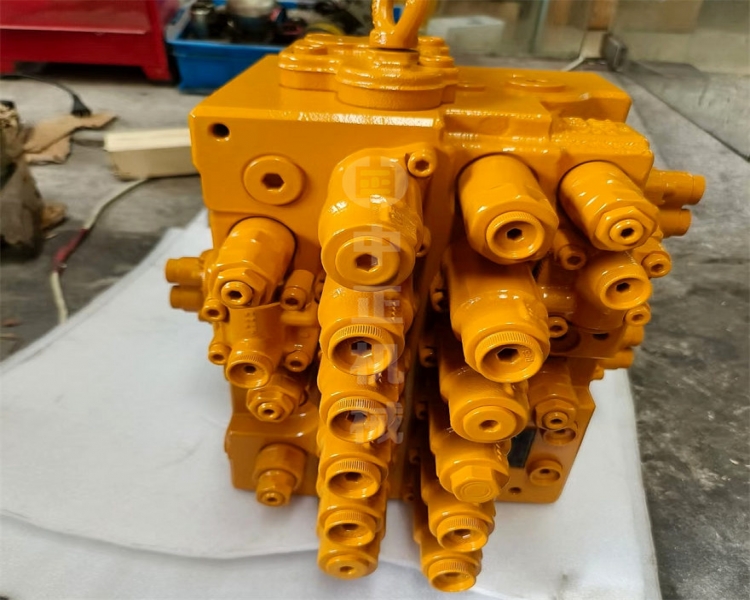 三一SY135/155挖掘机主控阀 分配器 KPM川崎KMX13RB分配阀总成