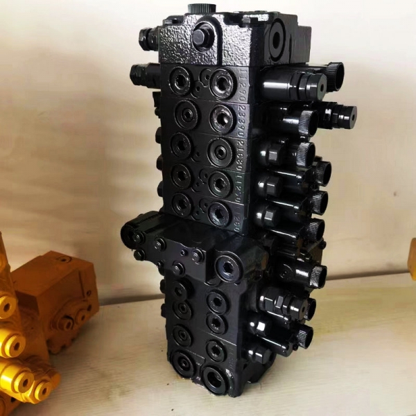 Komatsu PC55MR-3 Excavator hydraulic main control valve CONTROL VALVE ASS'Y 723-1A-16901/723-19-17601