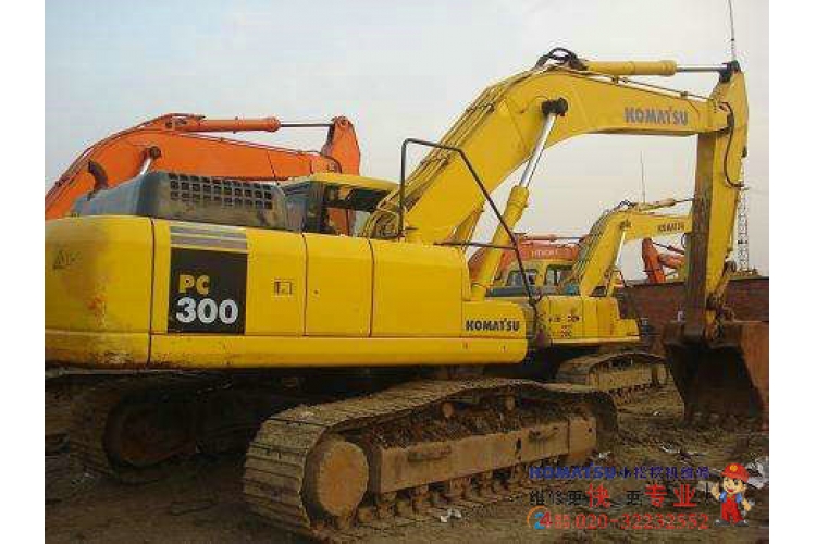 小松挖掘机行走跑偏/小松挖掘机乐鱼(中国)售后