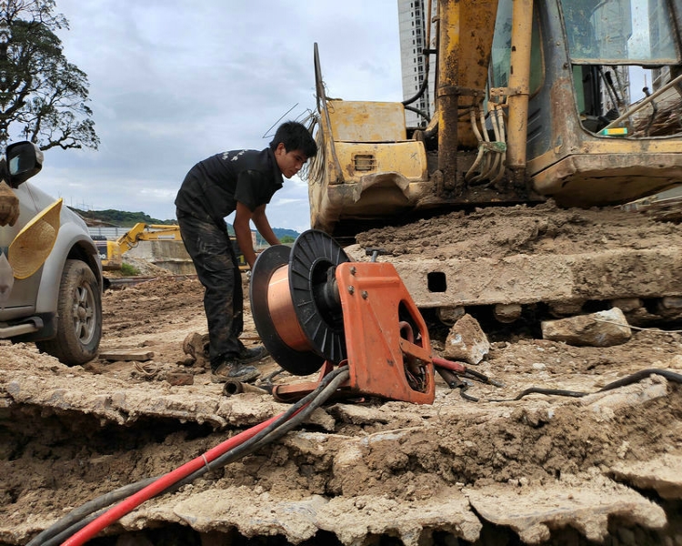 惠州小松挖掘机乐鱼(中国)中心/惠州小松挖掘机乐鱼(中国)售后
