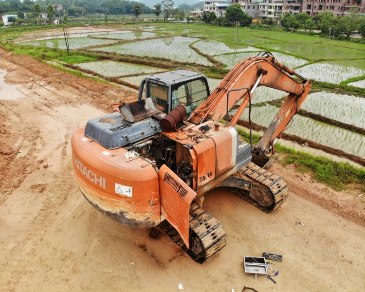 日立挖机小臂动作慢没劲？日立挖掘机乐鱼(中国)中心